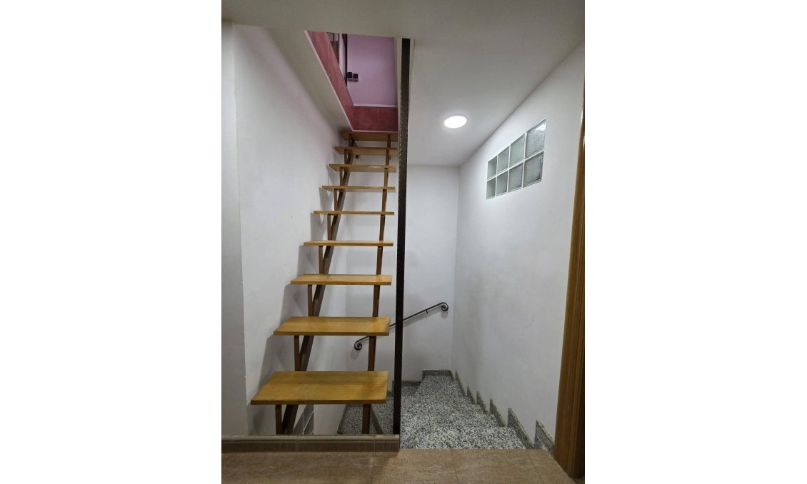 Használt Ingatlanok - Kétszintes lakás -
El Palmar - Zona Centro