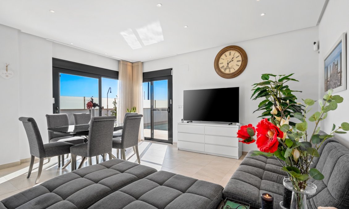 Használt Ingatlanok - Villa -
Los Alcazares - Costa Calida