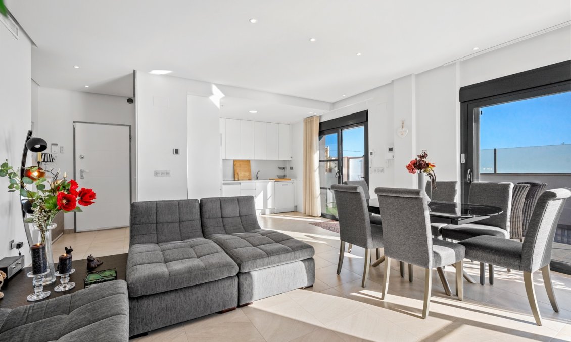 Használt Ingatlanok - Villa -
Los Alcazares - Costa Calida