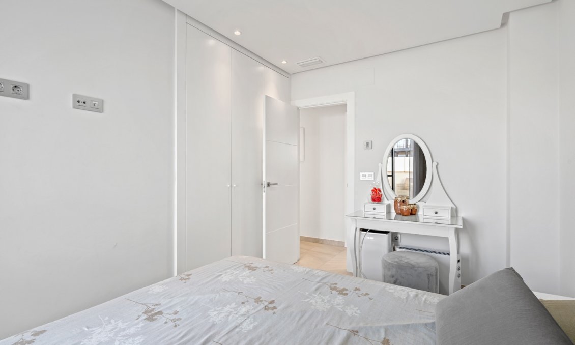 Használt Ingatlanok - Villa -
Los Alcazares - Costa Calida