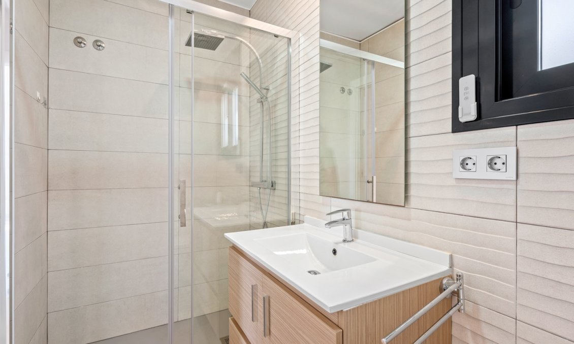 Használt Ingatlanok - Villa -
Los Alcazares - Costa Calida