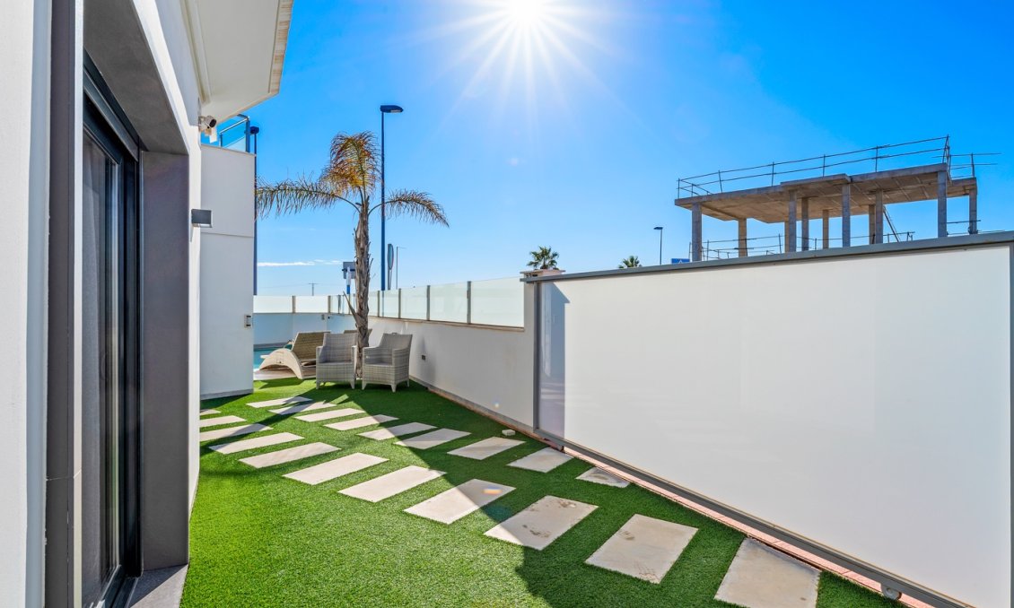 Használt Ingatlanok - Villa -
Los Alcazares - Costa Calida