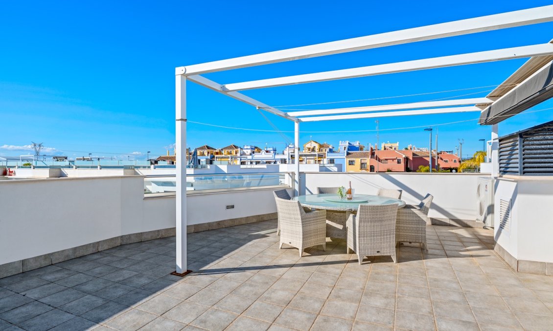 Használt Ingatlanok - Villa -
Los Alcazares - Costa Calida