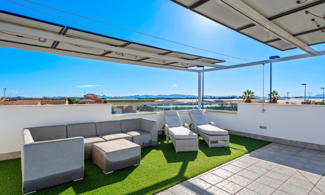 Használt Ingatlanok - Villa -
Los Alcazares - Costa Calida