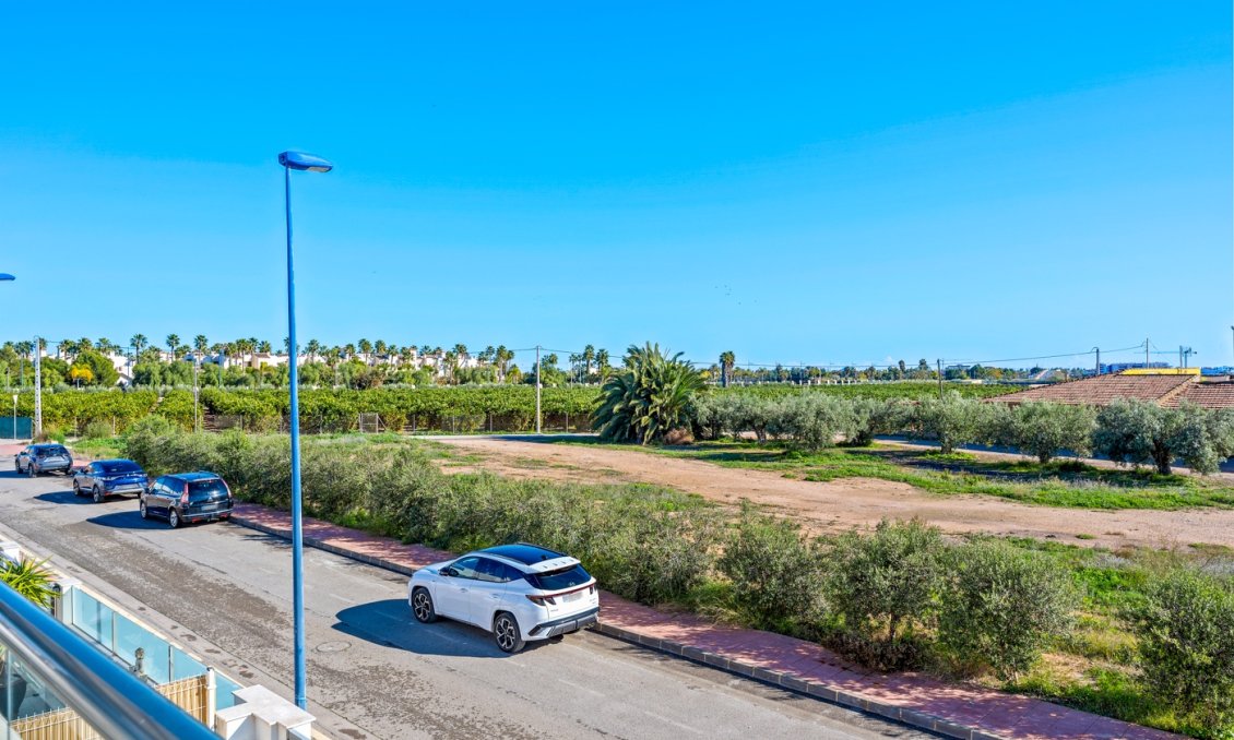 Használt Ingatlanok - Villa -
Los Alcazares - Costa Calida