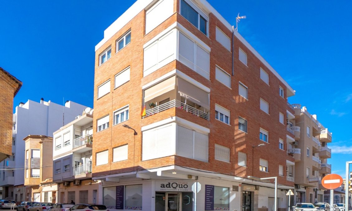 Használt Ingatlanok - Apartman -
Torrevieja - Costa Blanca