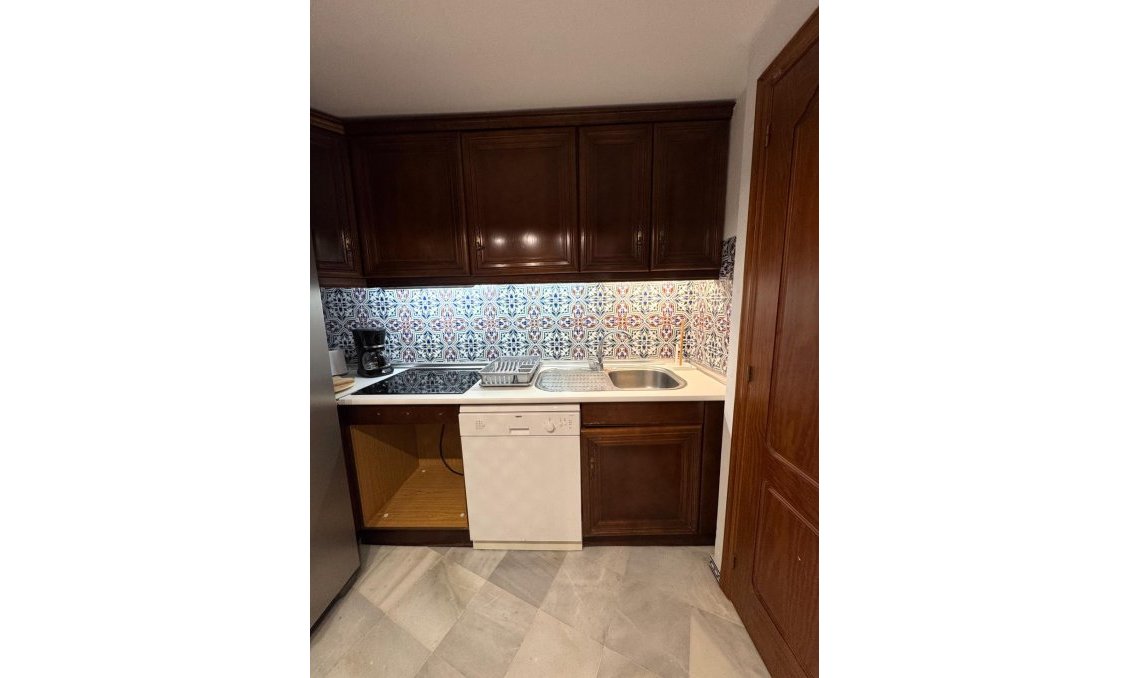 Használt Ingatlanok - Tetőtéri lakás -
Torrevieja - Los Frutales