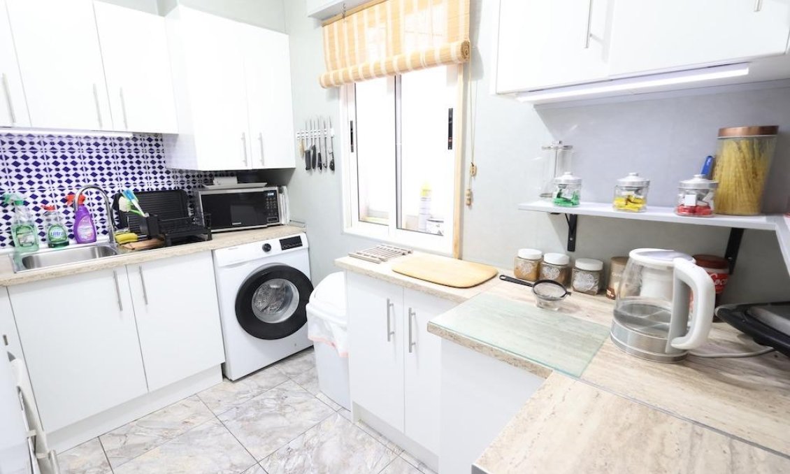 Használt Ingatlanok - Bungaló -
Torrevieja - Costa Blanca