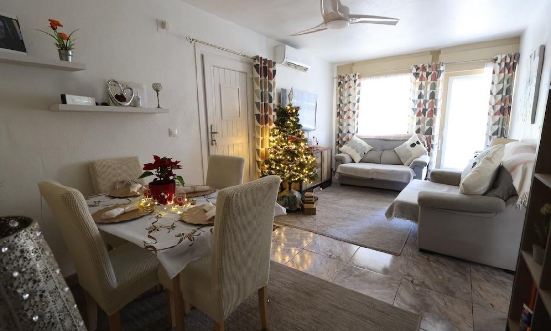 Használt Ingatlanok - Bungaló -
Torrevieja - Costa Blanca