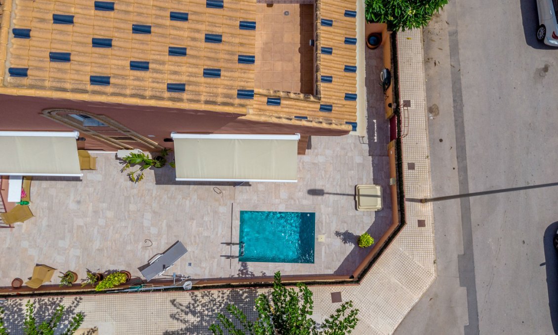 Resale - Villa -
Torre de la Horadada - Costa Blanca