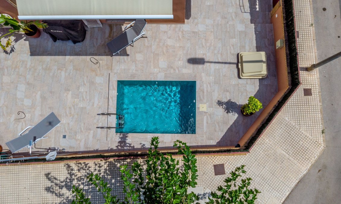 Resale - Villa -
Torre de la Horadada - Costa Blanca