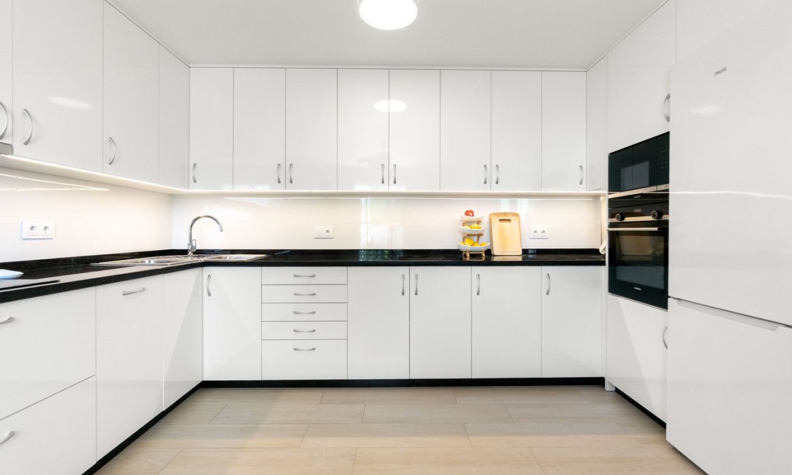 Resale - Villa -
Torre de la Horadada - Costa Blanca