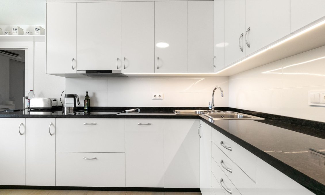 Resale - Villa -
Torre de la Horadada - Costa Blanca