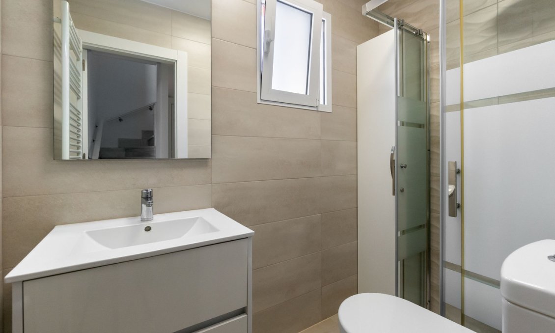 Resale - Villa -
Torre de la Horadada - Costa Blanca