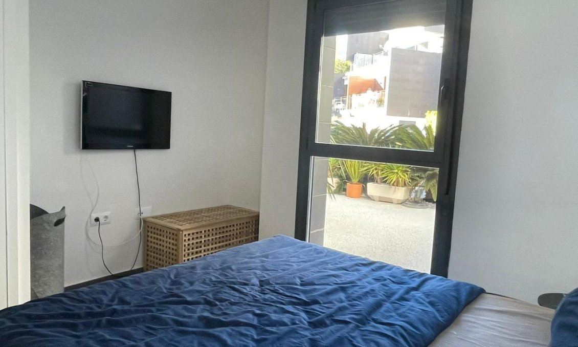 Használt Ingatlanok - Villa -
Villamartin - Costa Blanca