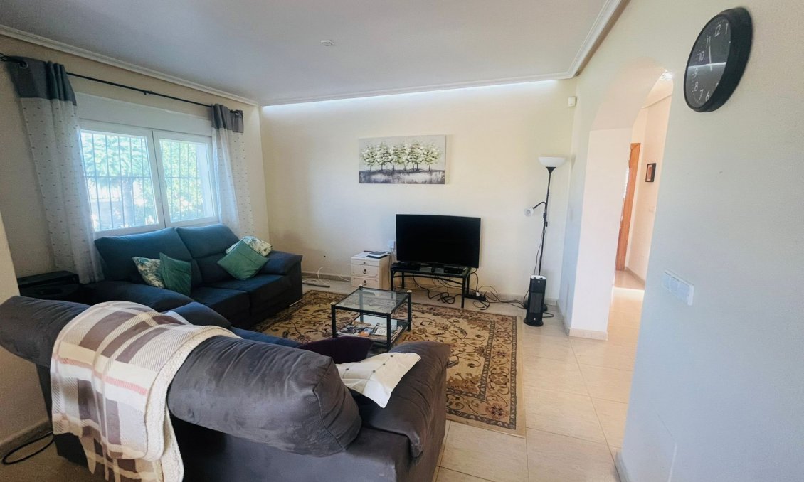 Használt Ingatlanok - Villa -
Gea Y Truyols - Inland