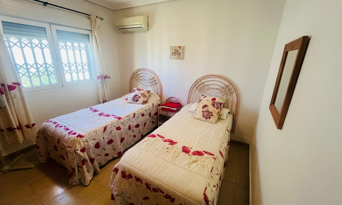 Használt Ingatlanok - Villa -
Gea Y Truyols - Inland