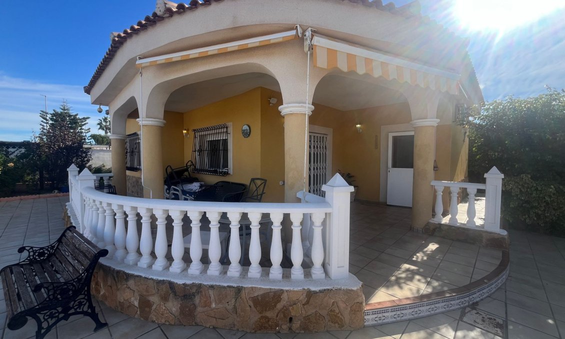 Használt Ingatlanok - Villa -
Gea Y Truyols - Inland