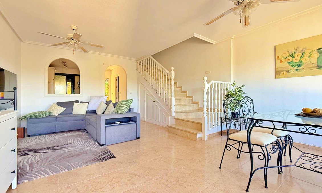 Használt Ingatlanok - Sorház -
Orihuela - Inland