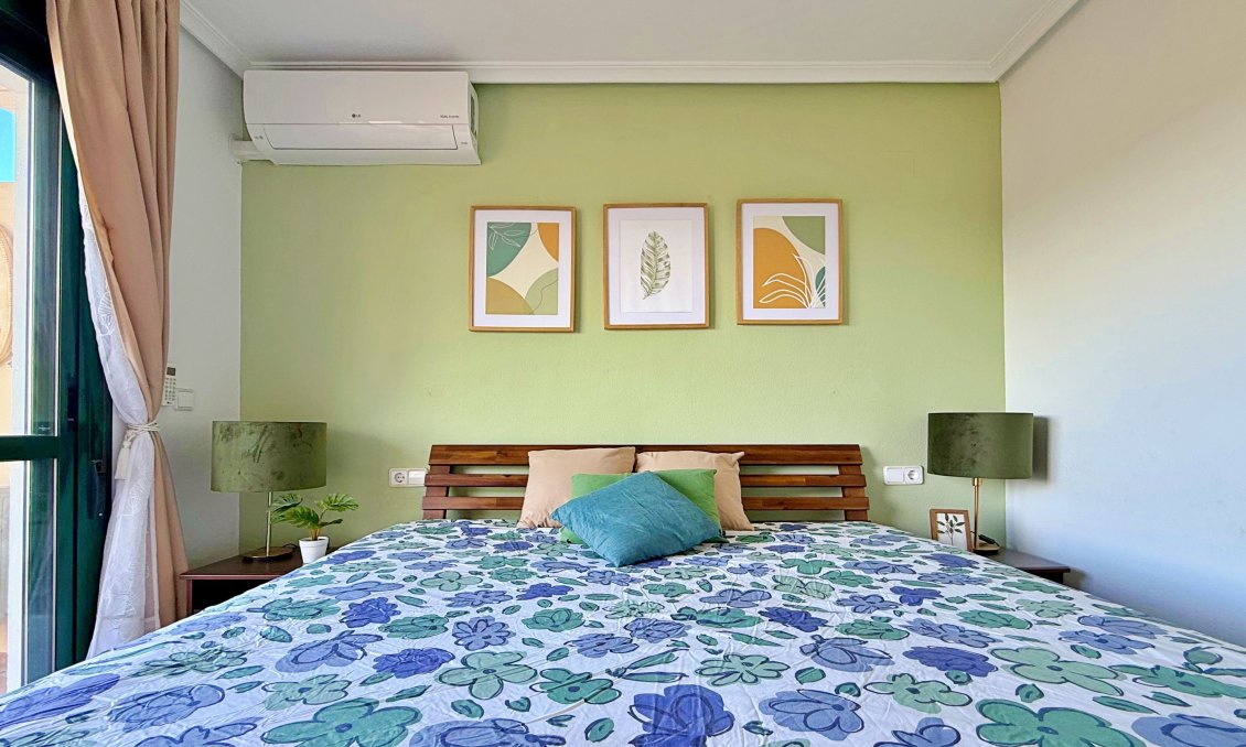 Használt Ingatlanok - Sorház -
Orihuela - Inland