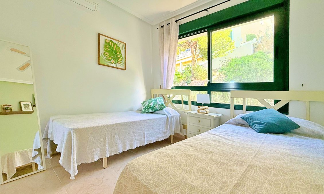 Használt Ingatlanok - Sorház -
Orihuela - Inland