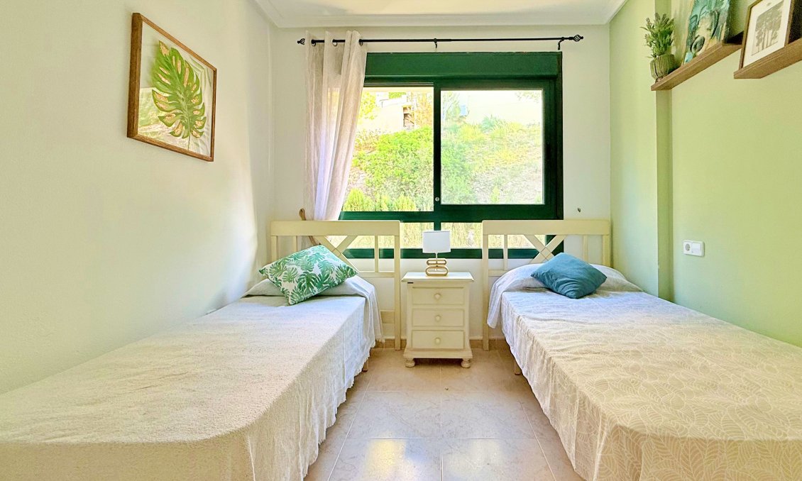 Használt Ingatlanok - Sorház -
Orihuela - Inland