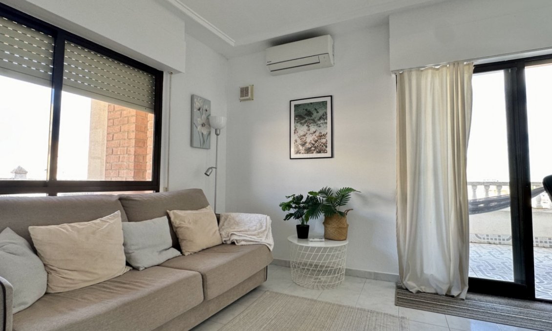 Használt Ingatlanok - Apartman -
Torrevieja - Costa Blanca