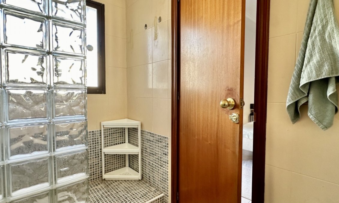 Használt Ingatlanok - Apartman -
Torrevieja - Costa Blanca