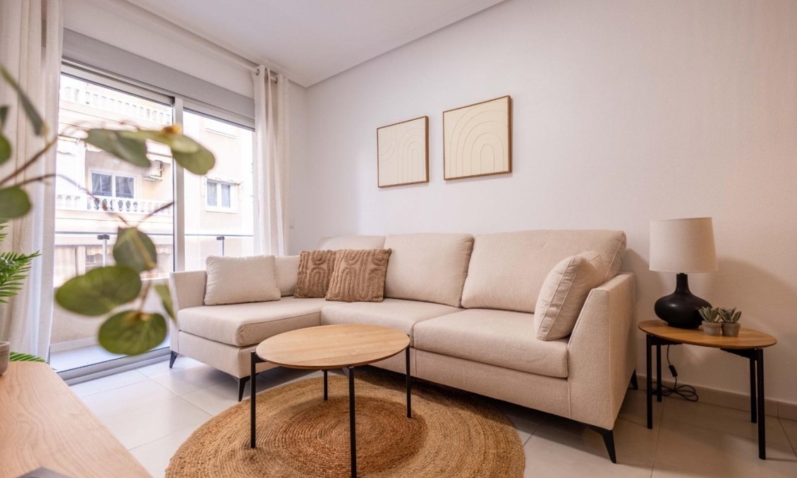 Használt Ingatlanok - Apartman -
Torrevieja - Centrum