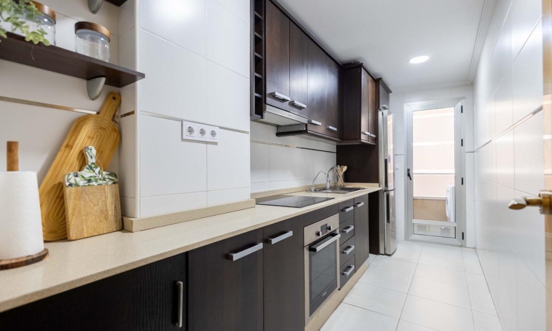 Használt Ingatlanok - Apartman -
Torrevieja - Centrum