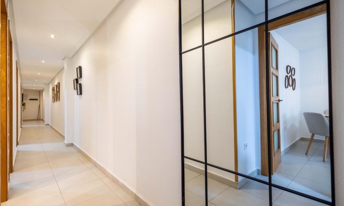 Használt Ingatlanok - Apartman -
Torrevieja - Centrum