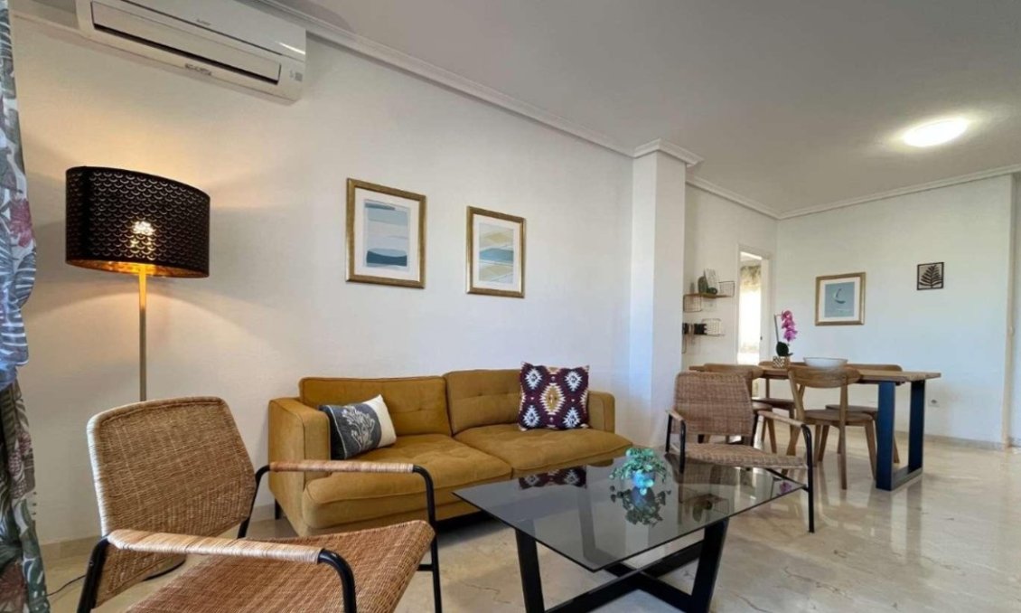 Használt Ingatlanok - Apartman -
Playa Flamenca - Costa Blanca