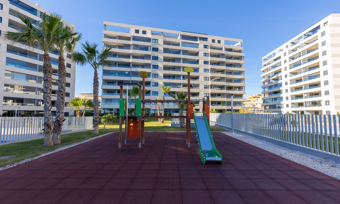 Használt Ingatlanok - Apartman -
Torrevieja - Costa Blanca