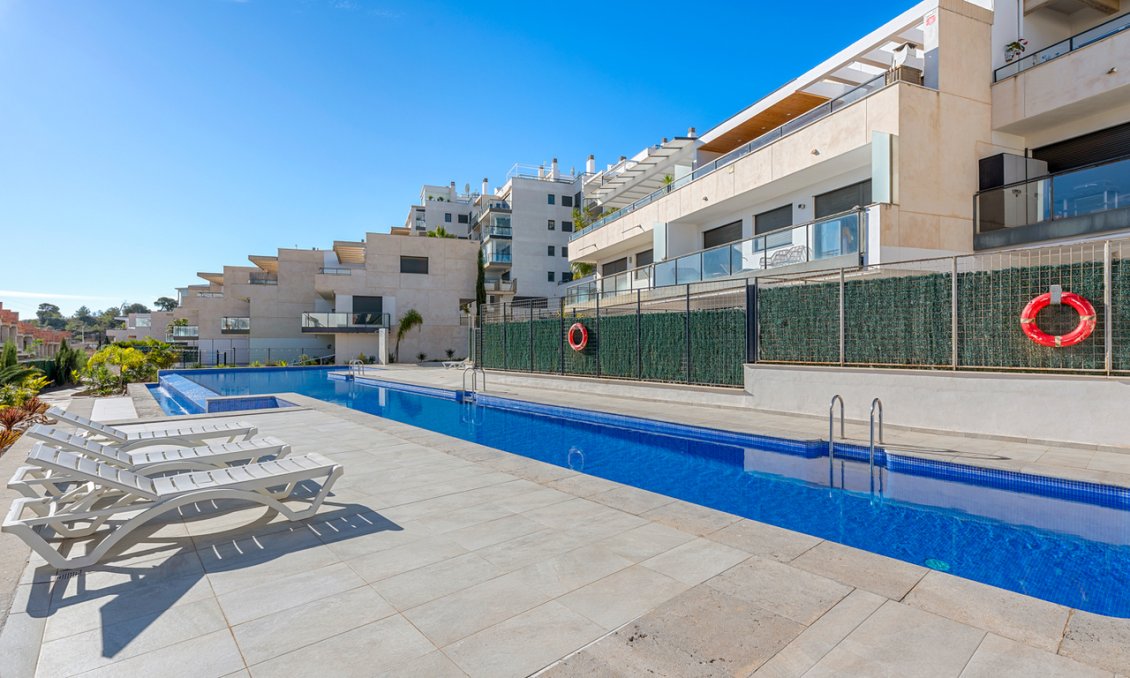 Használt Ingatlanok - Apartman -
Campoamor - Costa Blanca