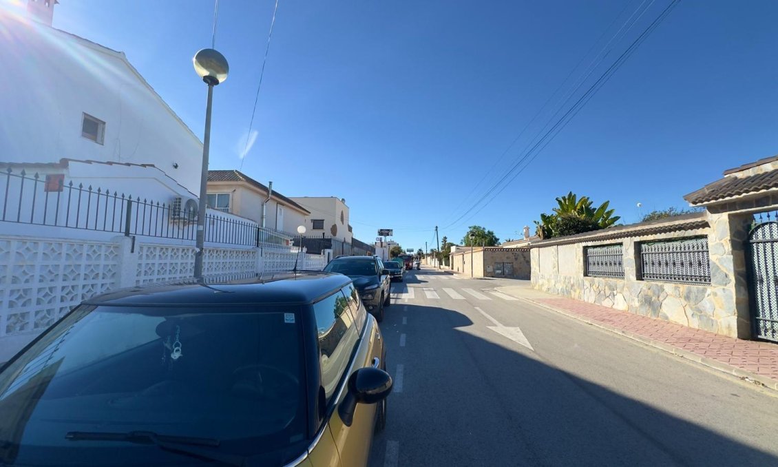 Használt Ingatlanok - Bungaló -
Orihuela Costa - Cabo Roig