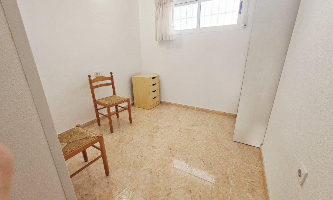 Revente - Appartement -
Torrevieja - PARQUE DE LAS NACIONES