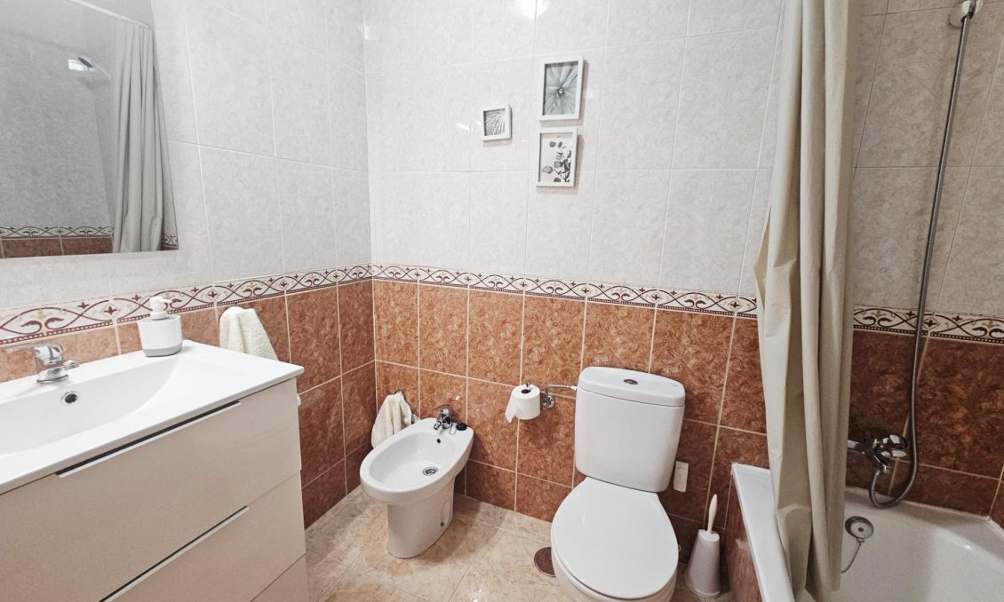Revente - Appartement -
Torrevieja - PARQUE DE LAS NACIONES