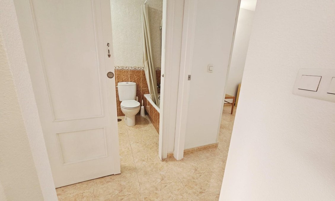 Revente - Appartement -
Torrevieja - PARQUE DE LAS NACIONES