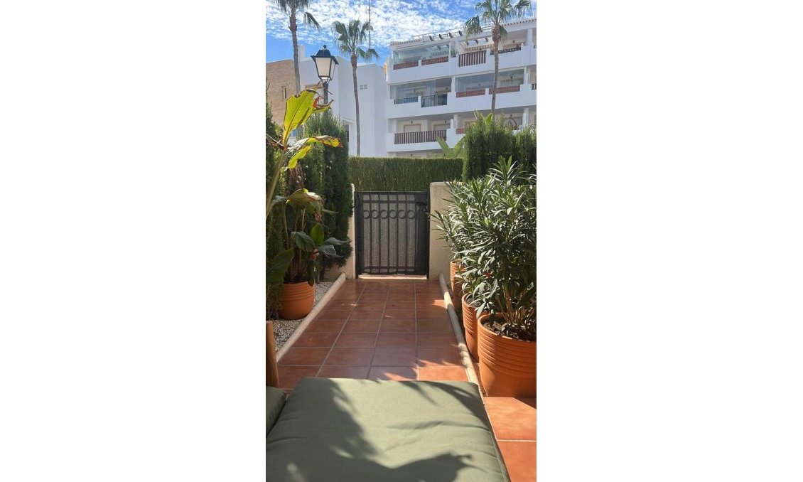 Wiederverkauf - Wohnung -
Orihuela Costa - Villamartín