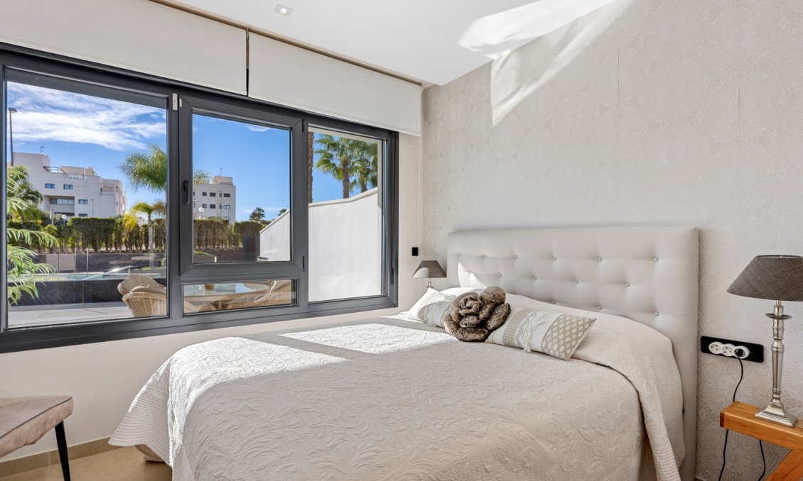 Revente - Appartement -
Orihuela Costa - Costa Blanca