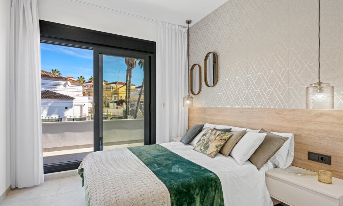 Segunda mano - Villa -
Orihuela Costa - Costa Blanca