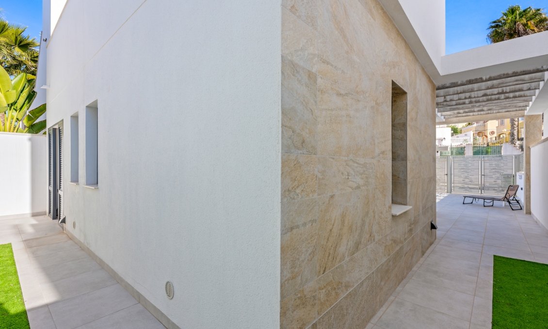 Segunda mano - Villa -
Orihuela Costa - Costa Blanca