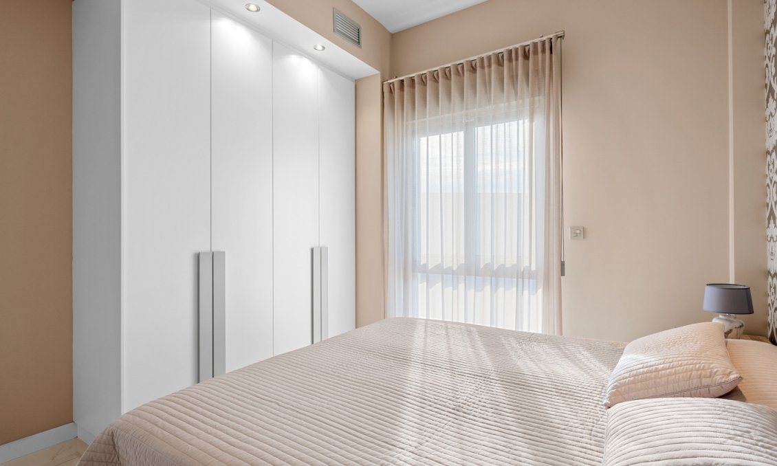 Segunda mano - Villa -
Villamartin - Costa Blanca