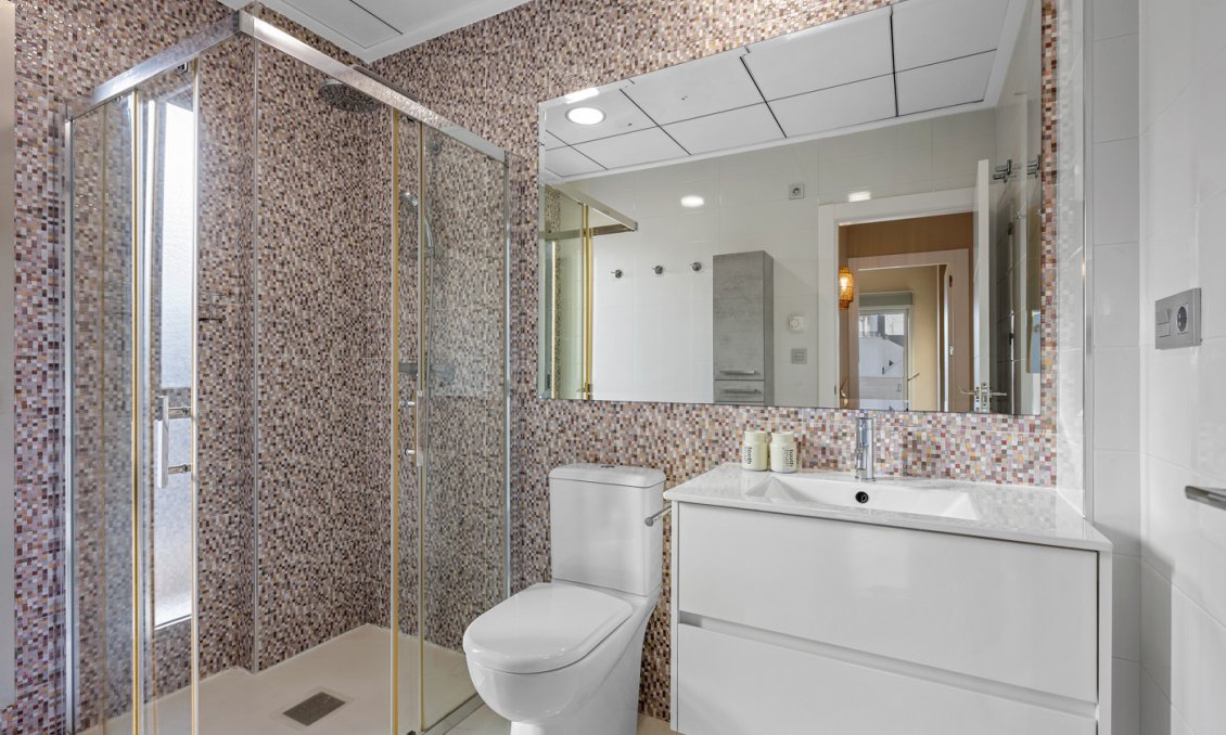 Segunda mano - Villa -
Villamartin - Costa Blanca