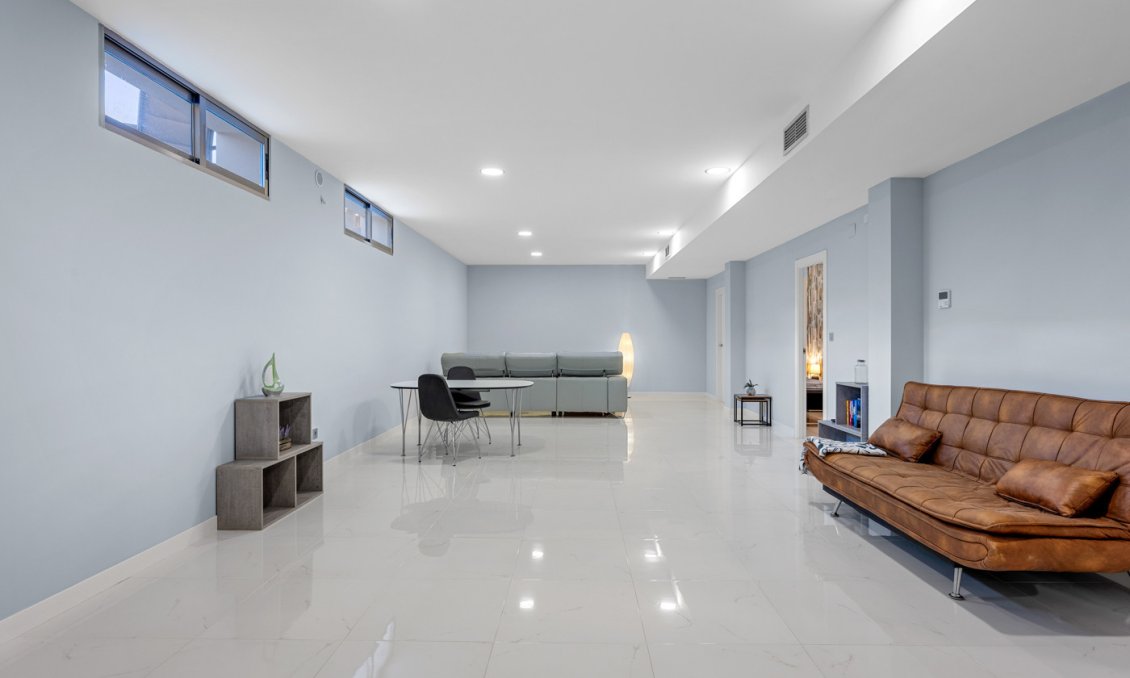 Segunda mano - Villa -
Villamartin - Costa Blanca