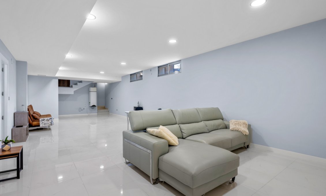 Segunda mano - Villa -
Villamartin - Costa Blanca