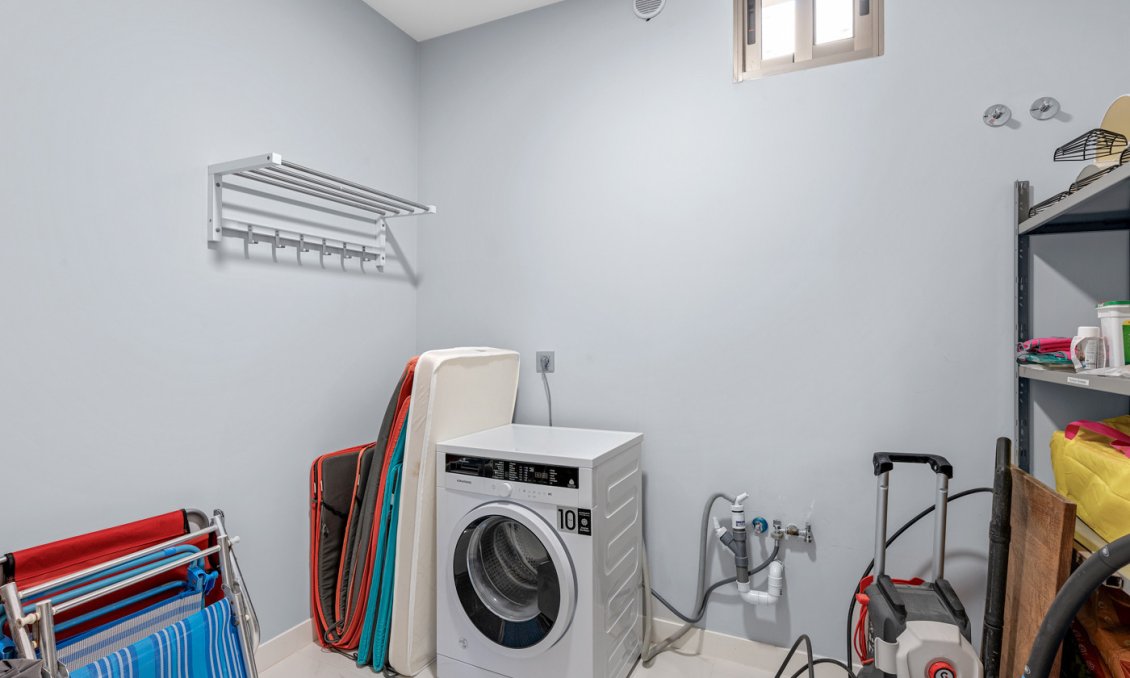 Segunda mano - Villa -
Villamartin - Costa Blanca