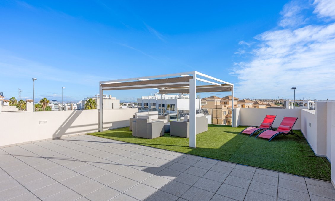 Segunda mano - Villa -
Villamartin - Costa Blanca