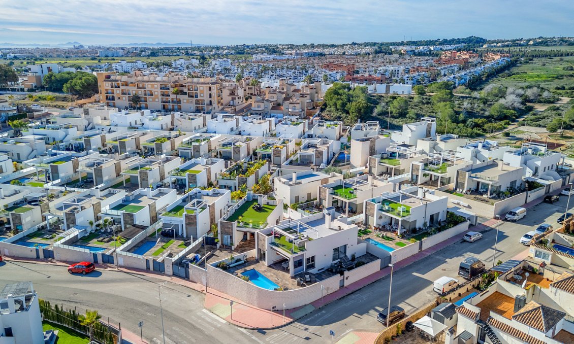 Segunda mano - Villa -
Villamartin - Costa Blanca