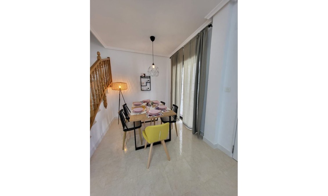 Segunda mano - Town House -
Villamartin - Costa Blanca